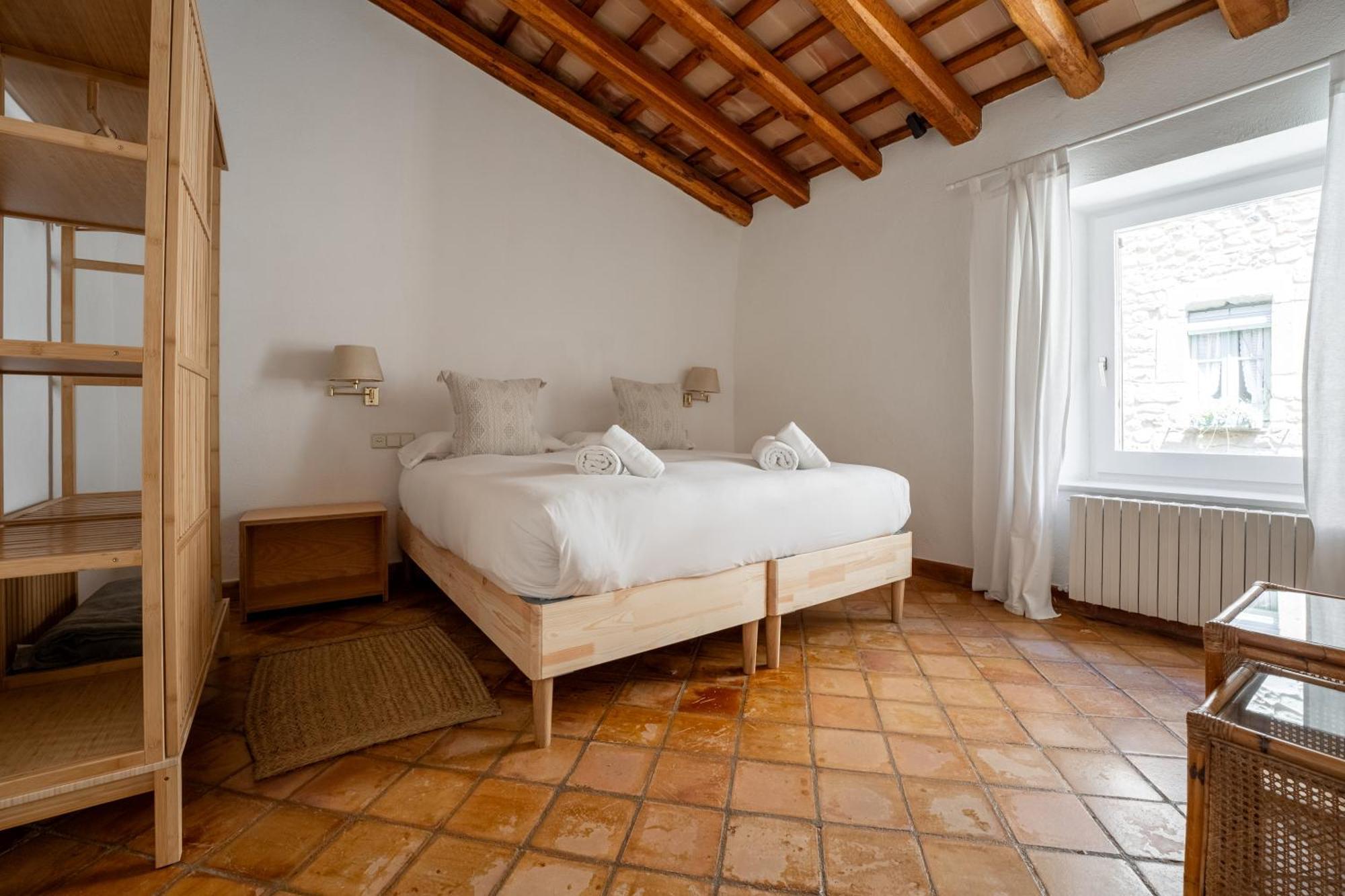 Deco - Casa Voltes Peratallada Buitenkant foto