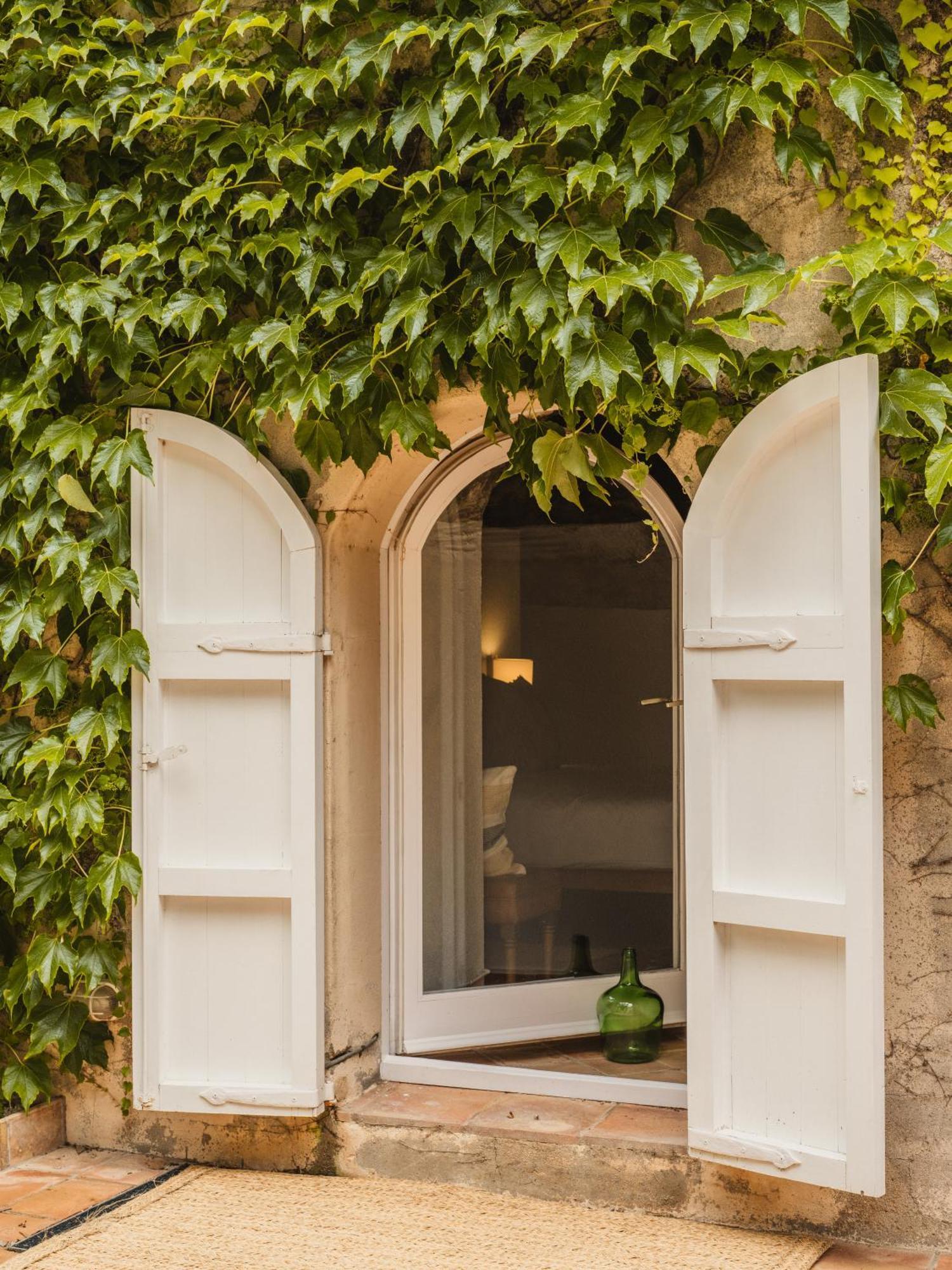 Deco - Casa Voltes Peratallada Buitenkant foto